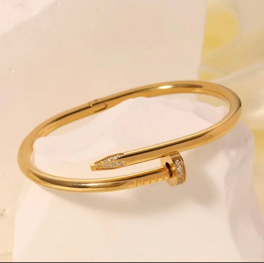 Gema bangle